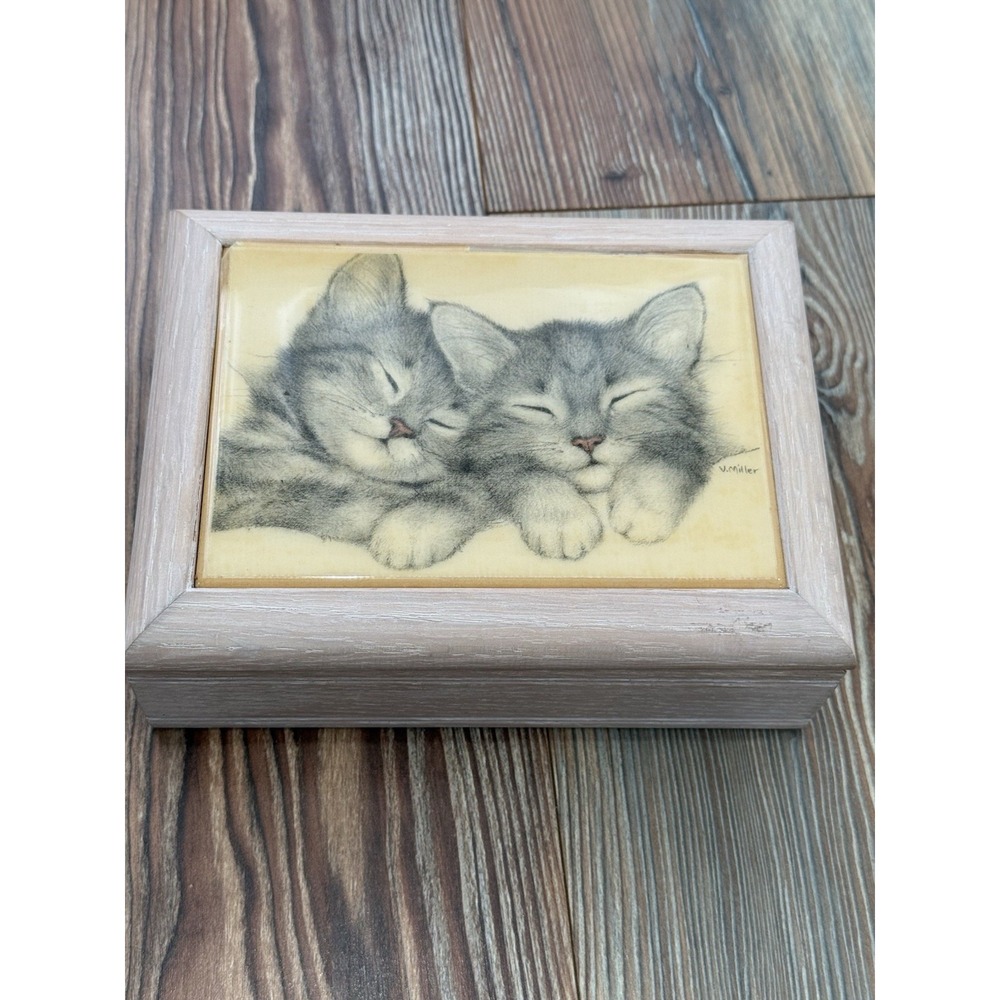 Vtg Wooden Jewelry Box with Tile Top Sleeping KittensVirginia Mille  6 1/2 L 2"h